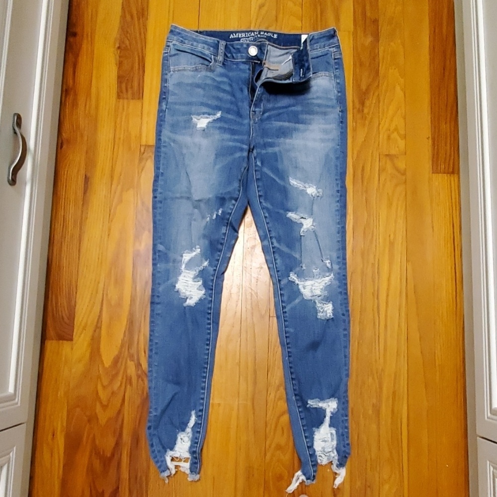 Cute Distressed American eagle Jean's